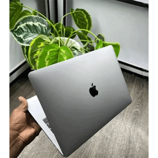 MacBook Pro 2019 13 inch Core i7 16GB RAM 256GB SSD laptop