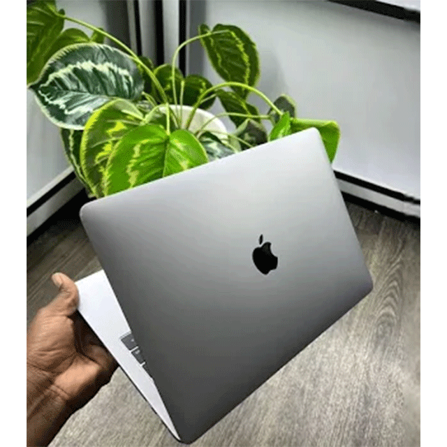 MacBook Pro 2019 13 inch Core i7 16GB RAM 256GB SSD laptop